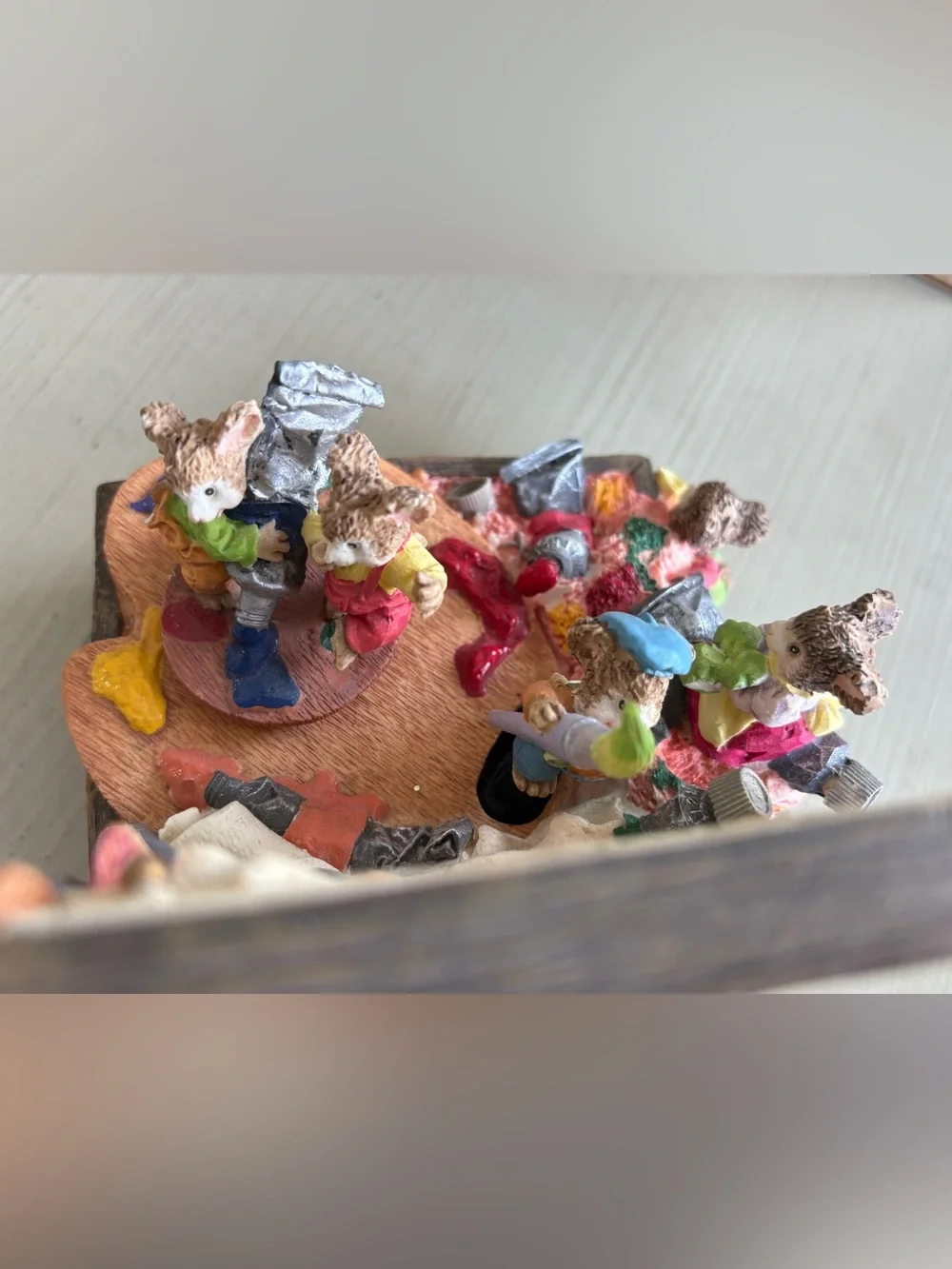 Vintage Whimsical Painted Mouse Artist Playset – Multicolor